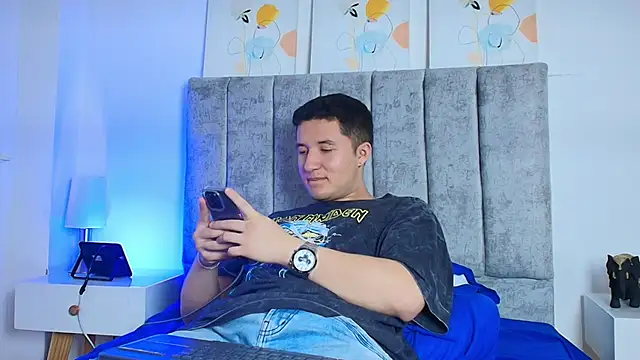 Ethan-Connor online show from November 22, 8:52 pm