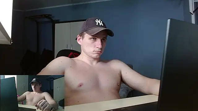 Poliglotjoe1 online show from January 17, 2:36 am