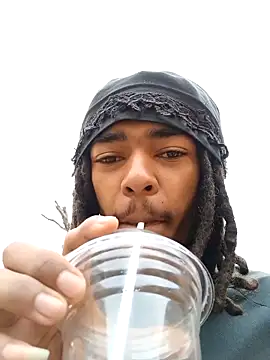 Eezxxx online show from December 4, 5:25 am