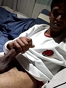 Gzinho69ik online show from June 19, 2:06 am