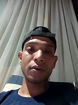 Gzinho69ik online show from June 28, 8:48 pm