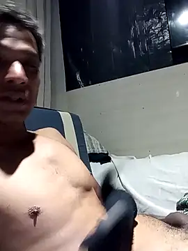 Gzinho69ik online show from June 5, 3:22 am