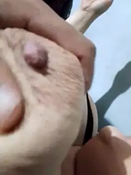 paoandjoe1010 online show from November 22, 11:43 am