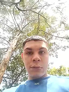 sebastianfelipe online show from May 13, 4:15 pm