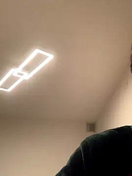 Ghigoo85 online show from December 17, 6:36 pm