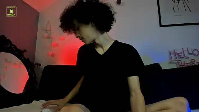 Dilan Wolfe online show from December 14, 10:28 pm