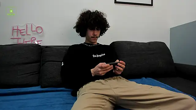 Dilan Wolfe online show from April 23, 11:15 am