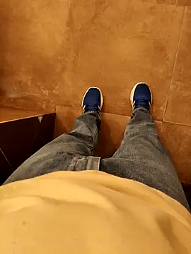 desi alpha boy online show from November 29, 1:24 pm