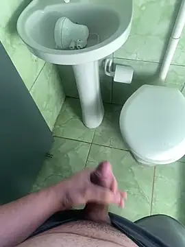 maiconsilva30- online show from February 5, 12:01 pm