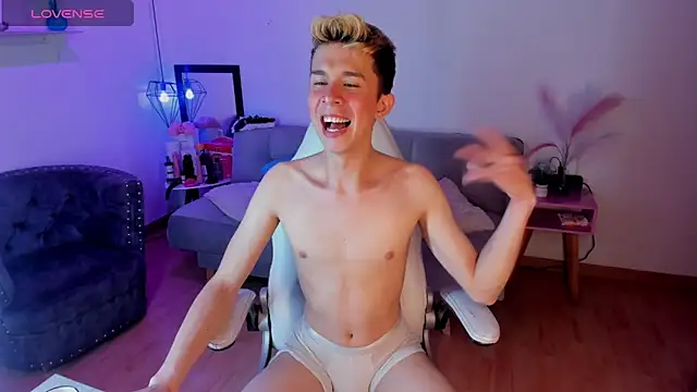 Juaan Diick online show from February 9, 5:28 pm