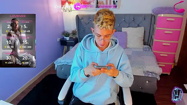 Juaan Diick online show from January 8, 3:28 pm