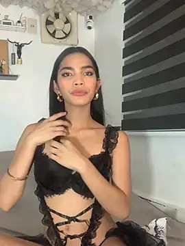 SexyPetiteAra online show from May 4, 7:04 pm