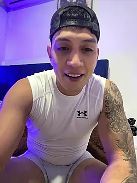 OliverWest04 online show from January 7, 8:25 pm