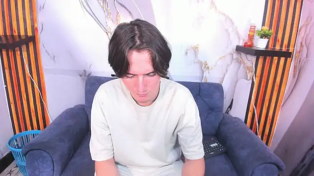 Aaron LatinMen2 online show from November 28, 3:53 am