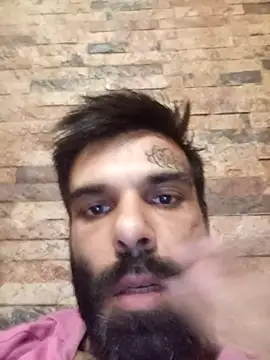 Empotrardor online show from December 2, 10:40 am