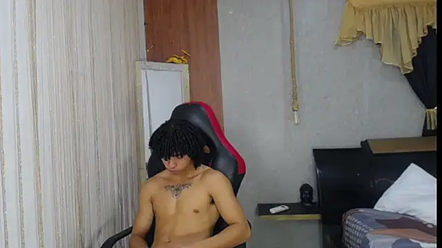 kim curlyy online show from March 11, 2:13 pm