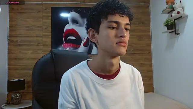 Michaelkoiv online show from November 26, 12:52 pm