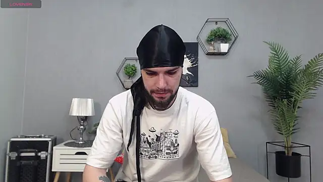 KaneHunter online show from March 4, 11:56 pm