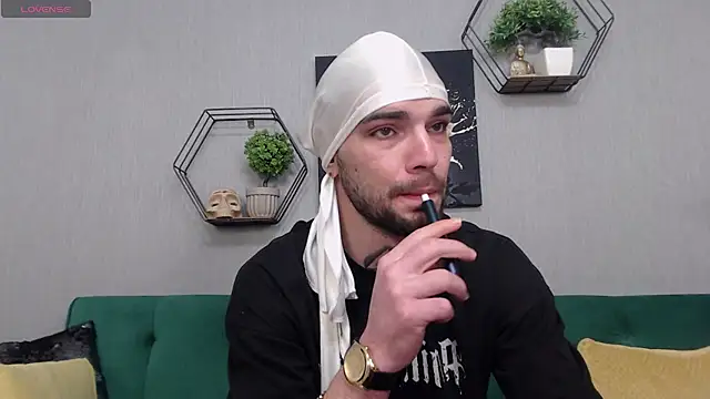 KaneHunter online show from April 12, 9:49 pm