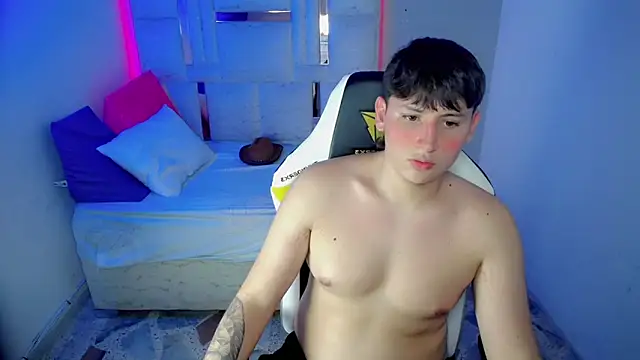 d moneyy  online show from January 14, 3:33 am