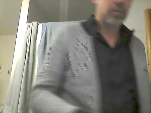 lorisaux online show from February 20, 8:21 pm