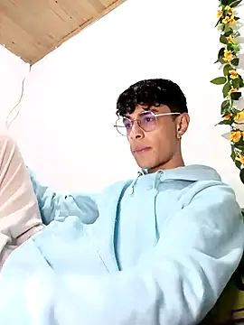 2 milo verus 4 online show from January 16, 4:59 am