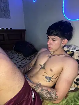 wil hot online show from May 25, 4:02 pm