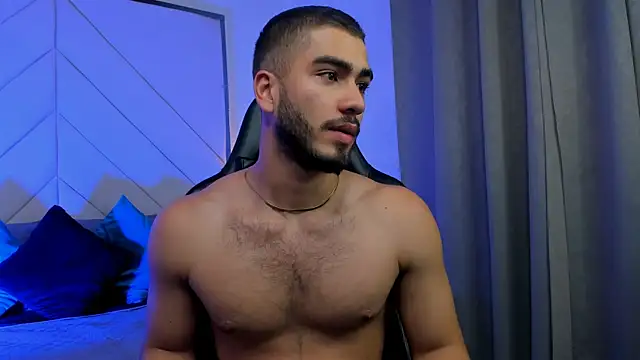 Franco banderas online show from January 14, 5:50 pm