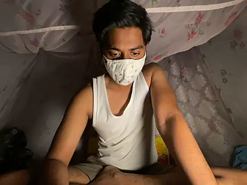 hunterboy2001 online show from March 19, 4:54 pm