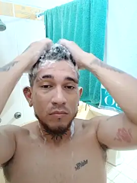 macarywillm online show from April 12, 7:37 pm