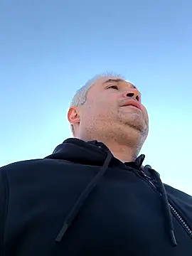 Olomoucak1982 online show from April 9, 2:23 pm