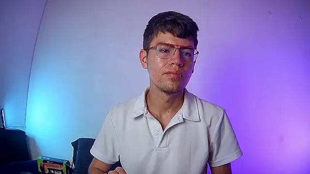 nicolatinboy online show from February 23, 9:38 pm