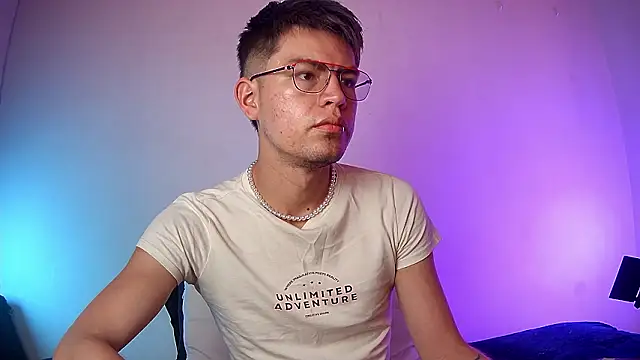 nicolatinboy online show from March 2, 10:06 pm