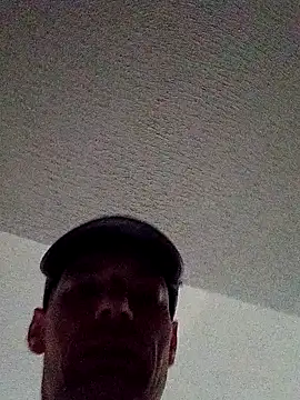 thewalrus1202 online show from December 17, 6:25 pm