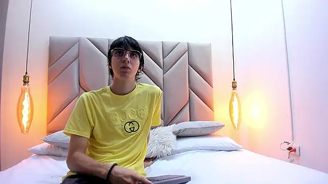 JeffBellfort online show from December 13, 8:04 pm