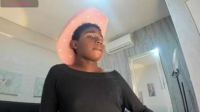 teylor lovee online show from February 7, 10:04 pm