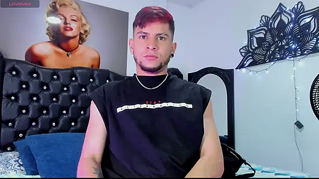 vaalentiino online show from December 19, 5:43 pm