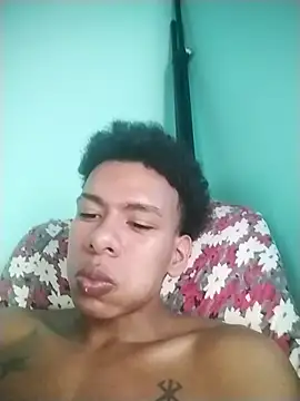 latinboi sexy online show from December 16, 9:11 pm