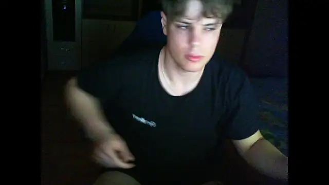 GymGuy0505 online show from January 12, 3:49 pm