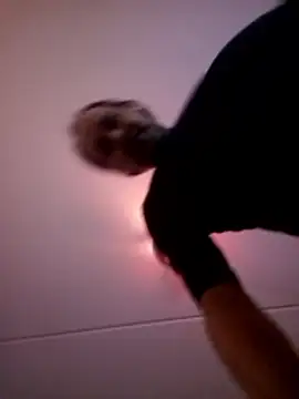 Olivassl22 online show from March 28, 5:02 pm