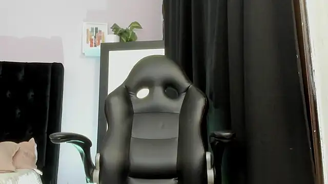 sebastamayo  online show from January 13, 7:46 am