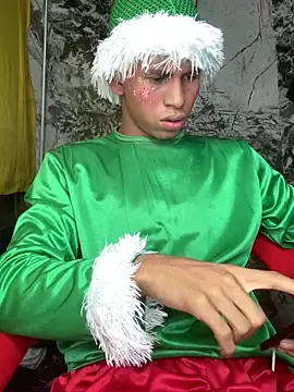 jcaliebte online show from December 14, 4:30 am