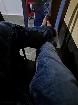 SHARIF12123 online show from February 5, 6:20 am