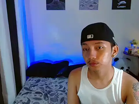 dylan hardfucker online show from June 22, 4:44 pm