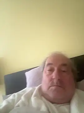 csikar online show from March 9, 5:45 am