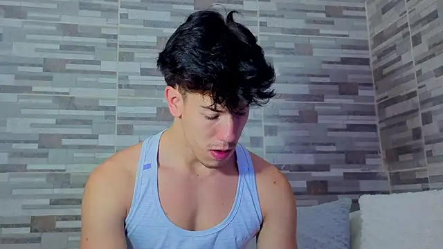 maxxcooper1 online show from March 21, 9:30 pm