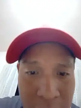 derekk0923 online show from December 16, 5:03 am