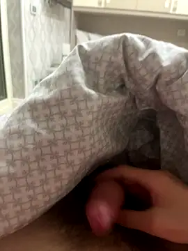 daniele1982 online show from December 23, 1:47 am