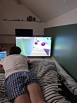 Ghost Pie online show from February 12, 6:36 pm