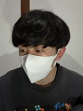 sola JP online show from December 17, 12:45 pm